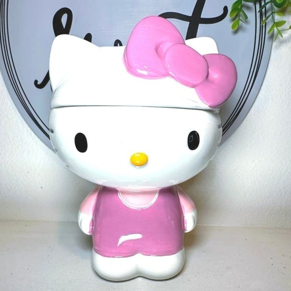 Sanrio Hello Kitty Figural Canister Pink Home Decor Y2K Girly Aesthetic - Picture 1 of 6